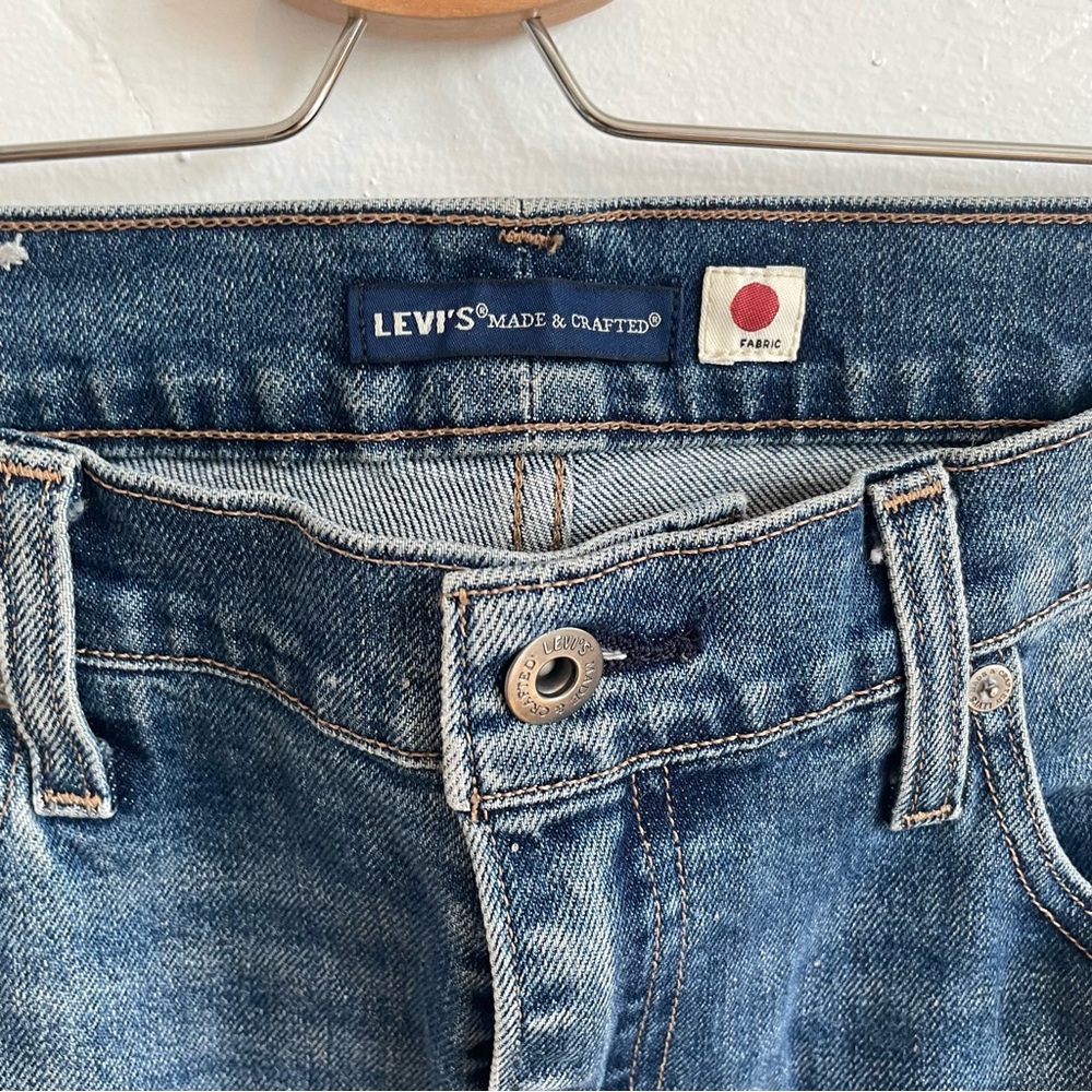 Men’s Levi's Slim Taper Jeans with DIY Paint Splatter - Picture 3 of 7